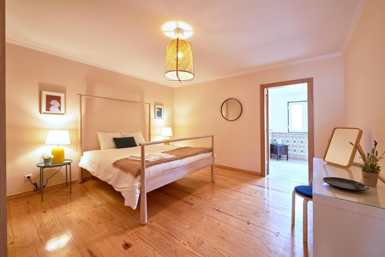 Apartamento Renovated And Spacious Duplex With Patio, By Timecooler *