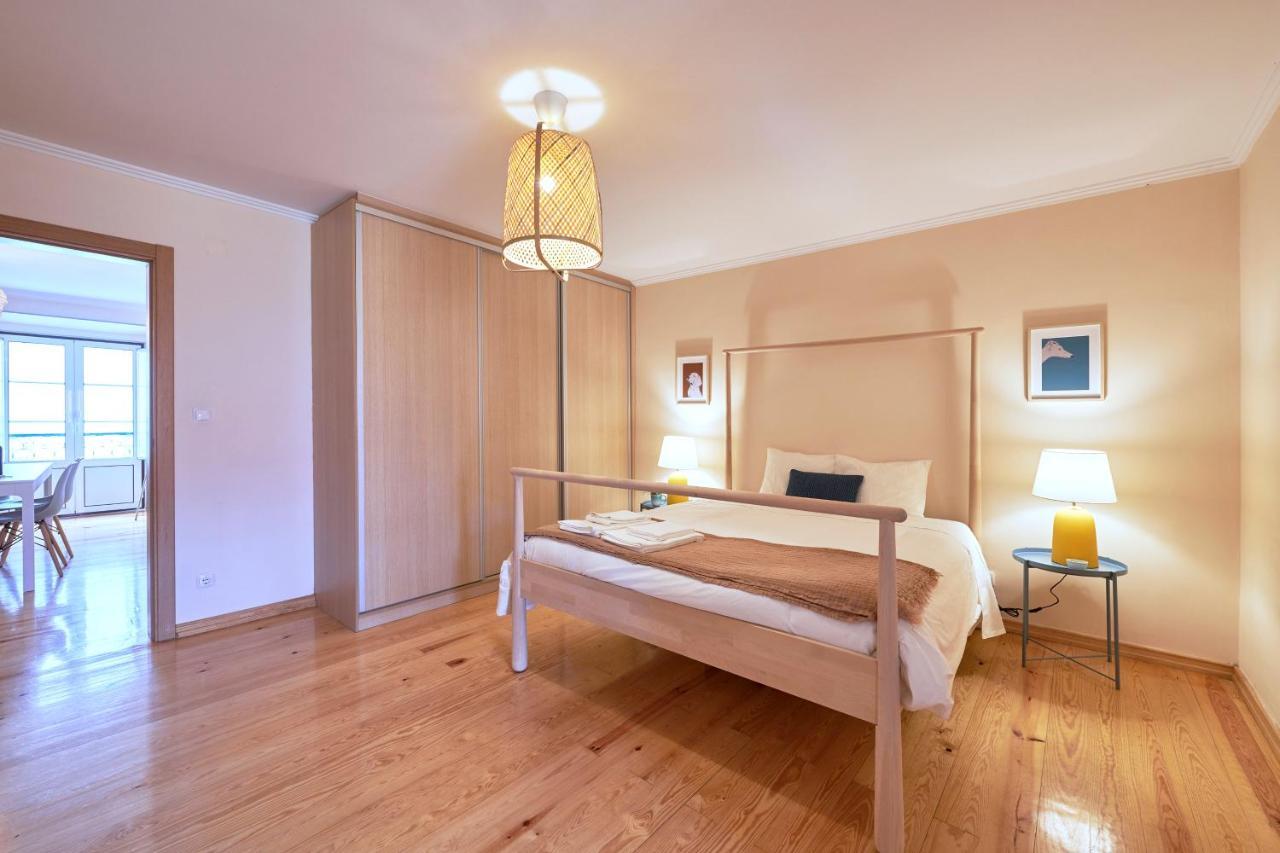 Renovated And Spacious Duplex With Patio, By Timecooler Apartamento Lisboa