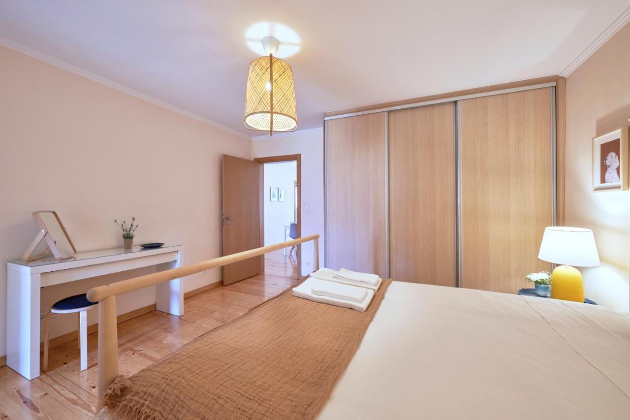 Apartamento Renovated And Spacious Duplex With Patio, By Timecooler